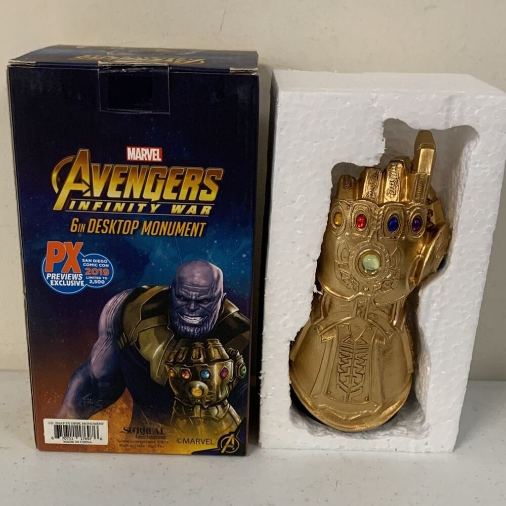Marvel Avengers Infinity War 6” Desktop Monument